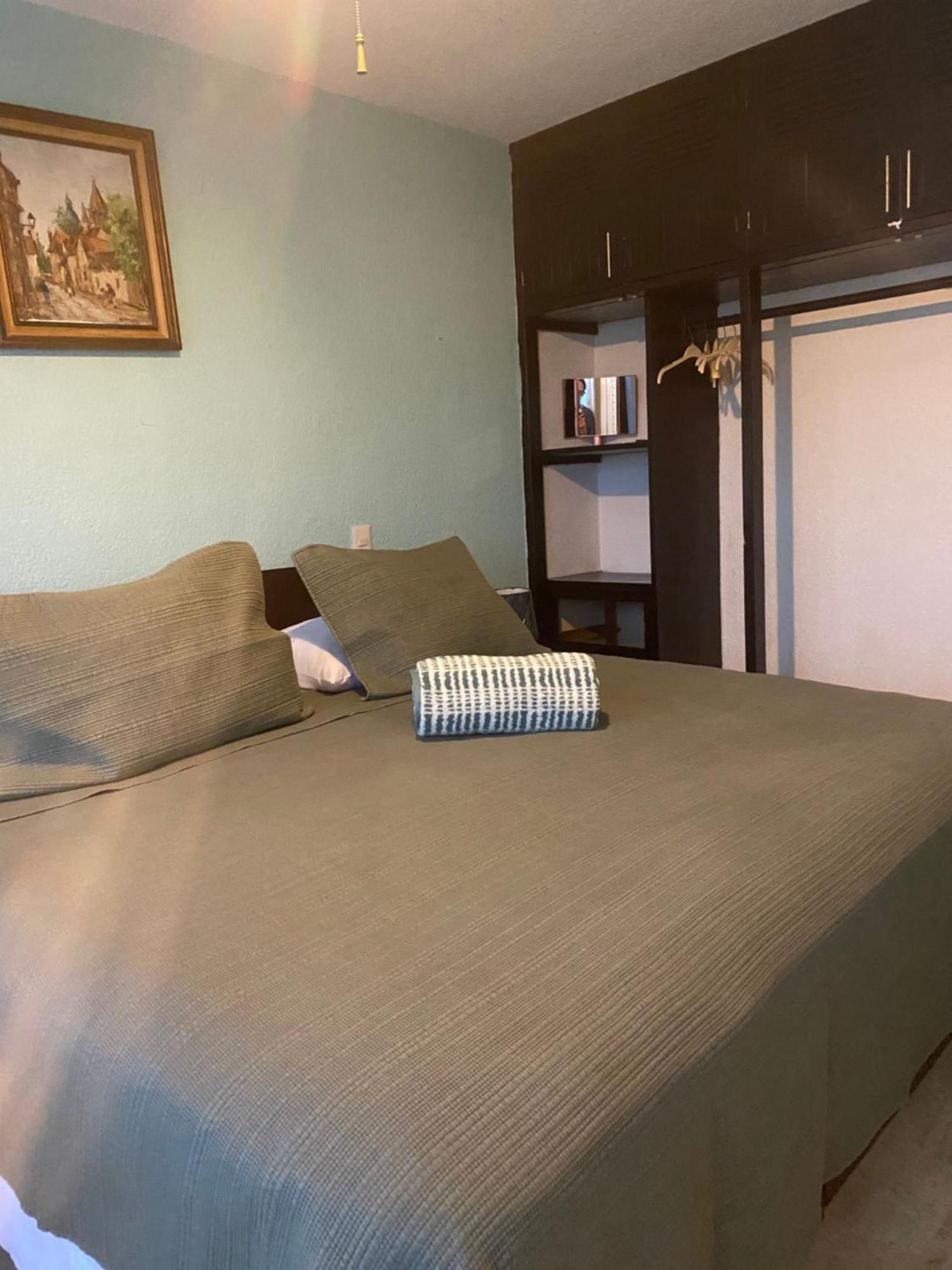 Front Beach Private Room With Shared Bathroom Cancún Zewnętrze zdjęcie